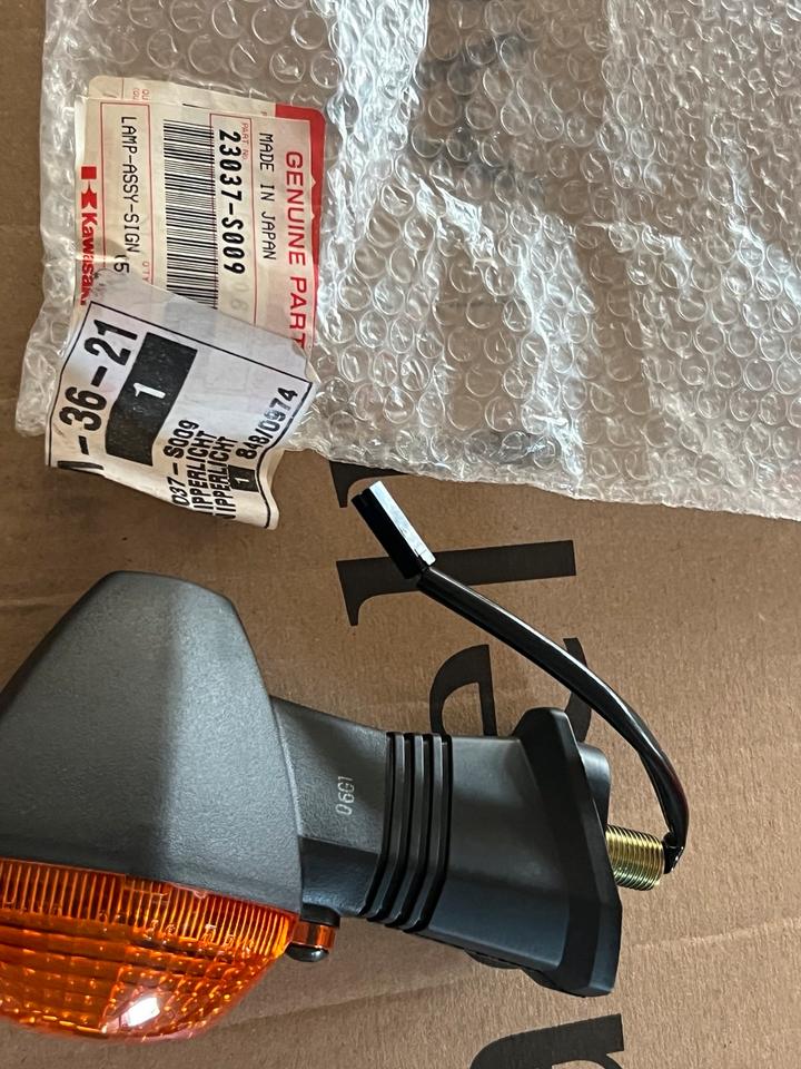 Kawasaki KLV Blinker hinten 23037-S0009 neu