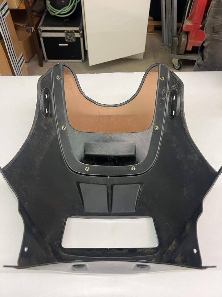 Verkleidungoberteil Honda NTV 650 60 €