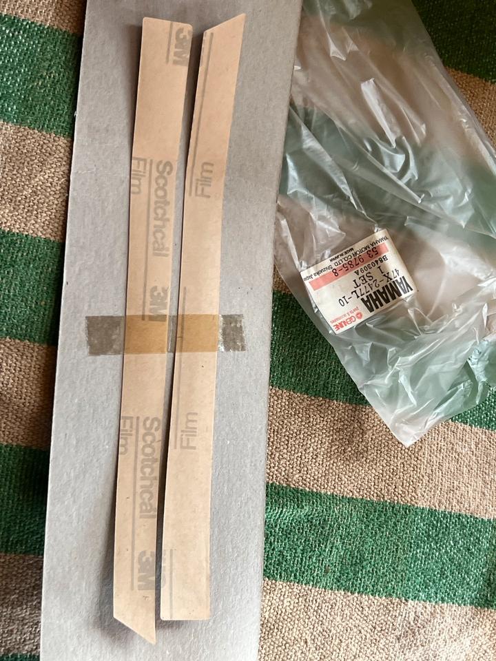 Yamaha RD 500 47X-2477L-10 Aufkleber neu