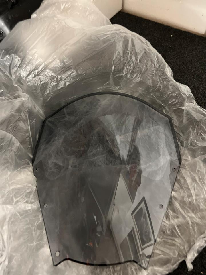 Yamaha FZS 1000 Fazer Windschild Verkleidungsscheibe 5LV-28381-00
