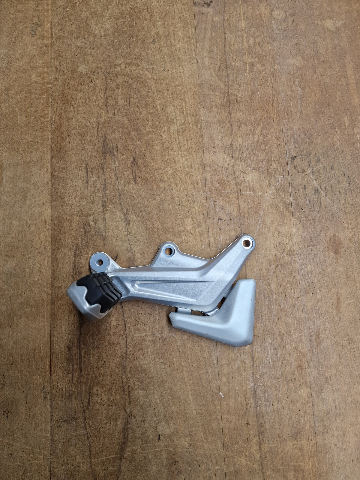 Fussrasten Anlage Orginal mv agusta Rivale vorne je 80€
